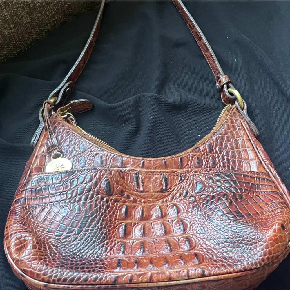 Brahmin purse in excellent condition.